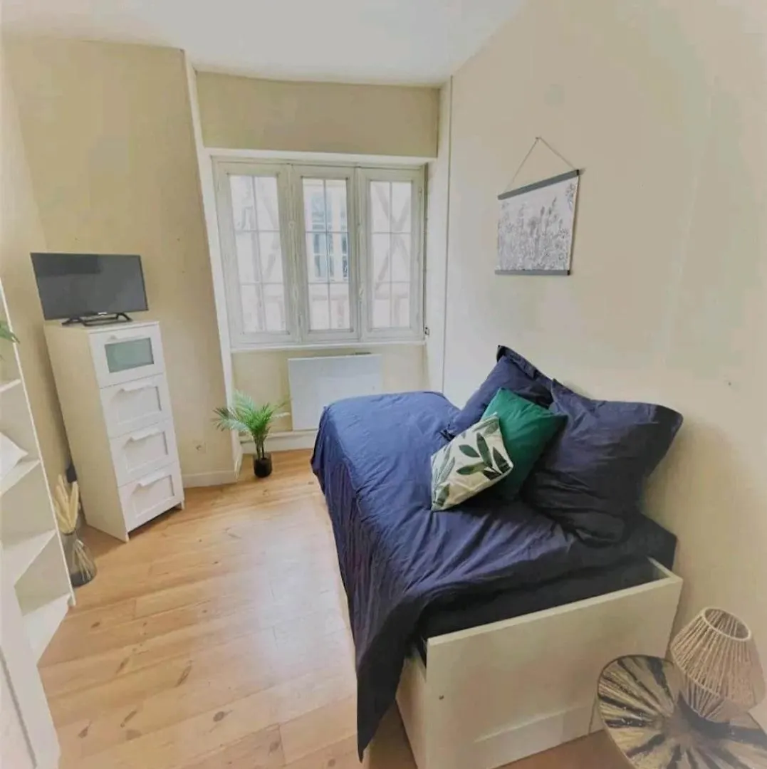 Joli Studio Renove Centre Historique Morlaix Apartamento 0*,  França